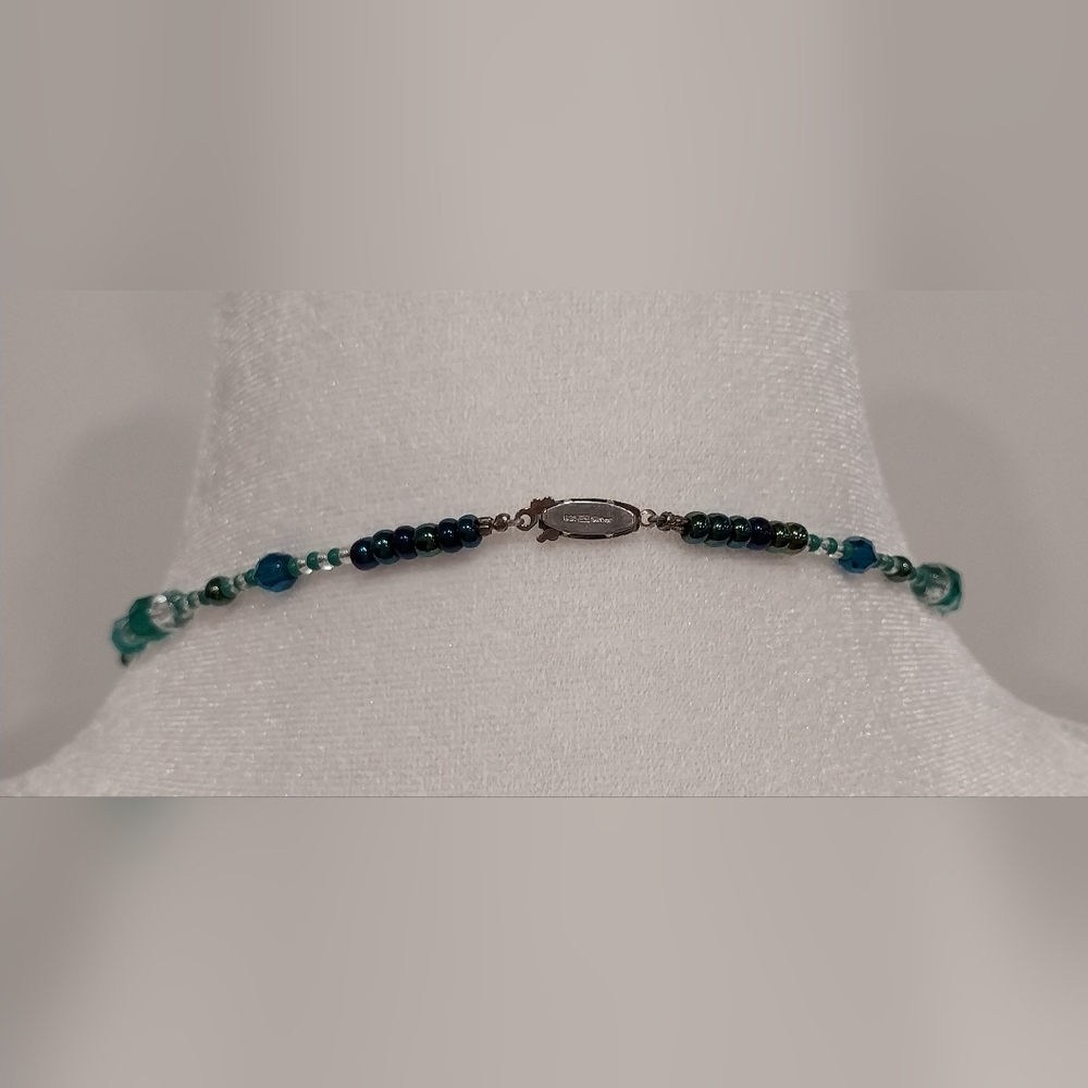 Green Glass Bead Necklace and Earrings Set Sterling Clasp - Picture 9 of 16